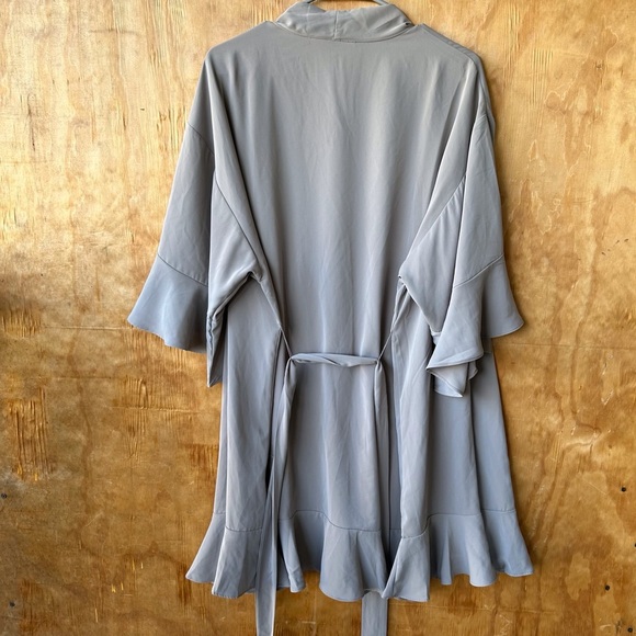 Birdy Grey Kenny Gray Ruffle Bridal Robe - Picture 4 of 7